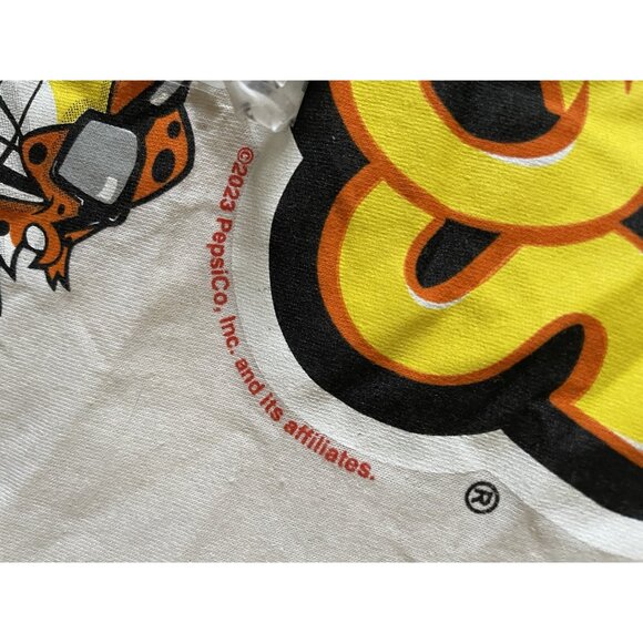 Cheetos Flamin Hot Graphic Tee By Fruit Of The Loom Large 100% Cotton Cream Whit - Picture 2 of 7